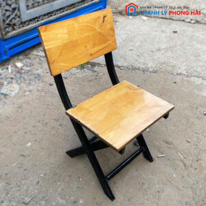 Ghế Xếp Quán Ăn Bằng Gỗ Nhỏ Gọn