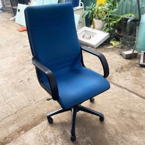 Ghế Xoay Hòa Phát Màu Xanh Đệm Dày Cũ