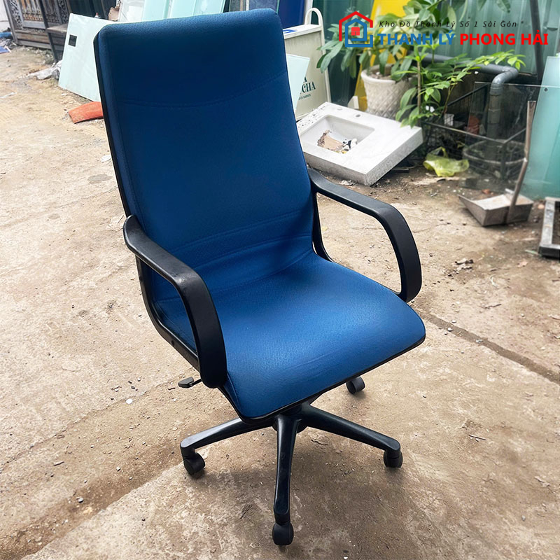 ghe-xoay-hoa-phat-mau-xanh-dem-day-cu-2-1 Ghế Xoay Hòa Phát Màu Xanh Đệm Dày Cũ