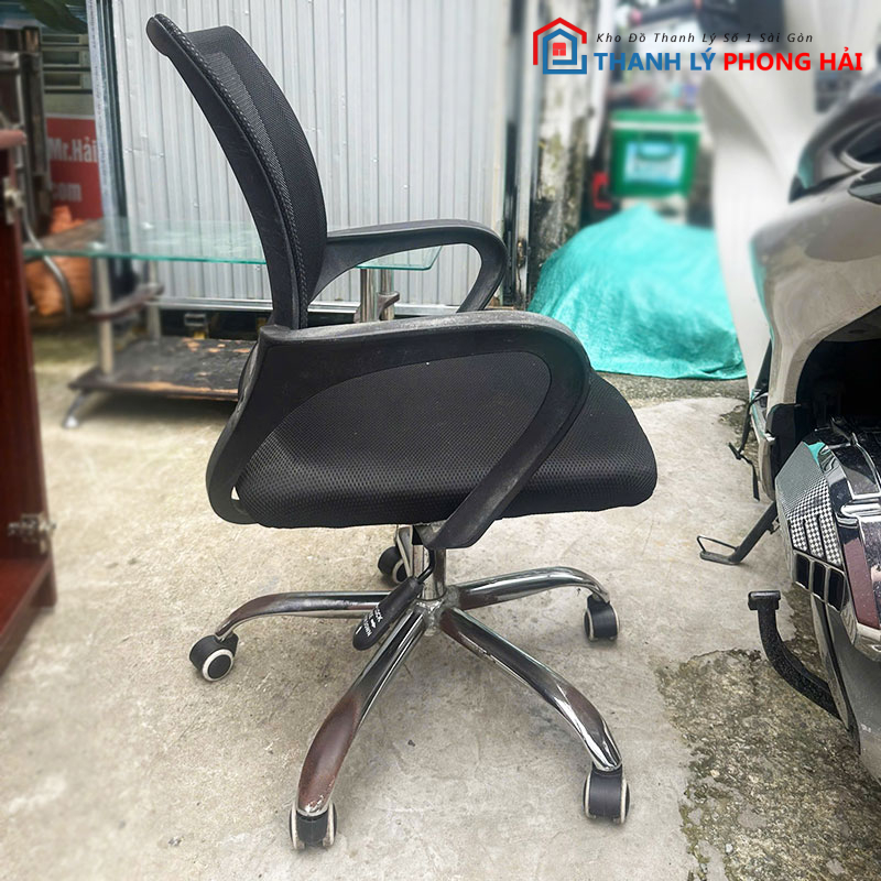 ghe-xoay-lung-luoi-tp4-cu-gia-re-1-2 Ghế xoay lưng lưới TP4 Lưng Đen Cũ Giá Rẻ