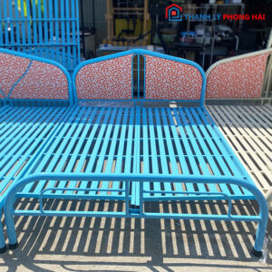 Thanh Lý Giường Sắt 1m6 Nhiều Màu Hoa Văn Mới 99%