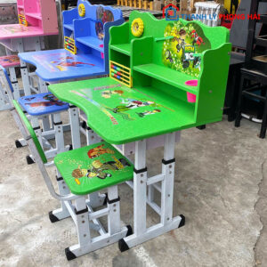 Bàn Học Sinh Ben 10 Cho Bé Trai Cũ