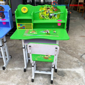 Bàn Học Sinh Ben 10 Cho Bé Trai Cũ