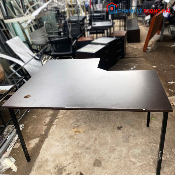 Bàn Làm Việc Góc L Chân Sắt Cũ 1m4