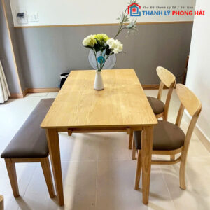 Bộ Bàn Ăn 4 Món 1m2 Cho Gia Đình Cũ