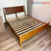 Giường Ngủ Gỗ 1m6 Đầu Nệm Bọc Simili Cũ