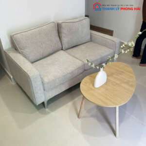 Bộ Sofa Vải Xám 1m6 Kèm Bàn Trà Gỗ Cũ