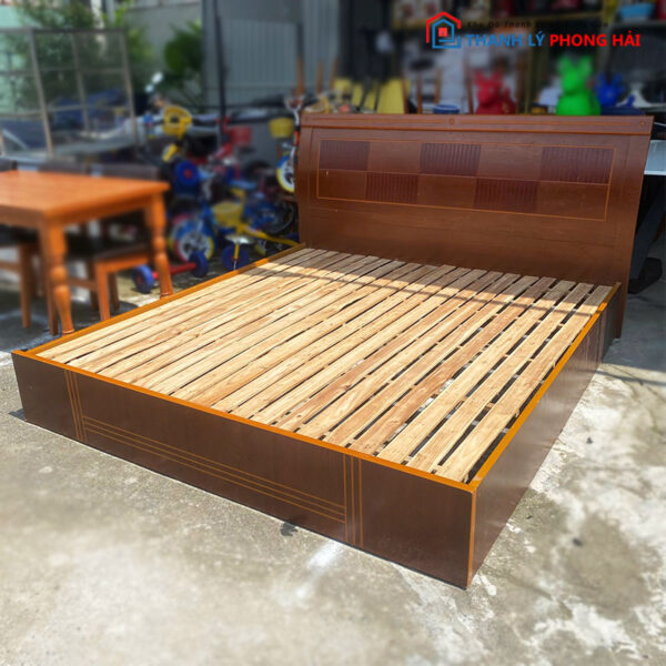 Giường Ngủ MDF 1m8 Cũ Đầu Giường Cao