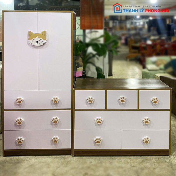 Thanh Lý Hệ Tủ Quần Áo Cho Bé 1m6 Hình Thú Mới 99% màu nâu