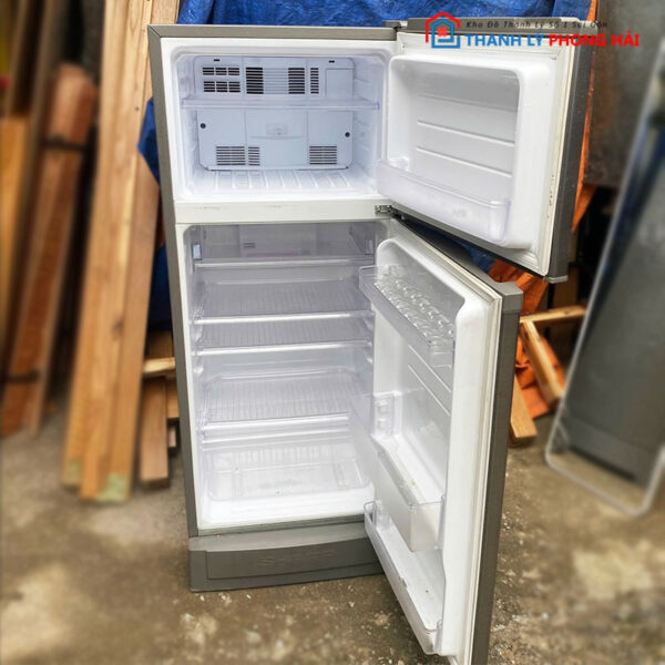 Tủ Lạnh Sharp 180L Cũ Màu Xám Bạc