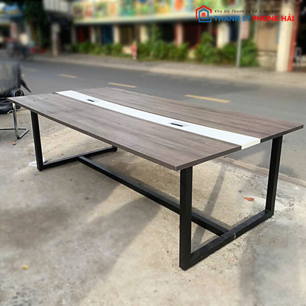Bàn Họp 2m4 Có Lỗ Đi Dây Tiện Lợi Cũ