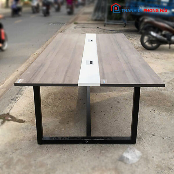 Bàn Họp 2m4 Có Lỗ Đi Dây Tiện Lợi Cũ