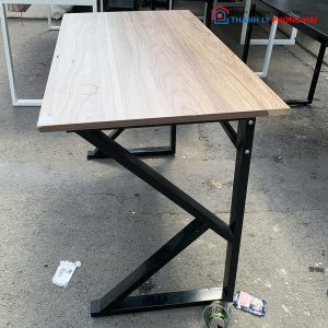 Bàn Làm Việc Chân Sắt Chữ K 1m2 Cũ