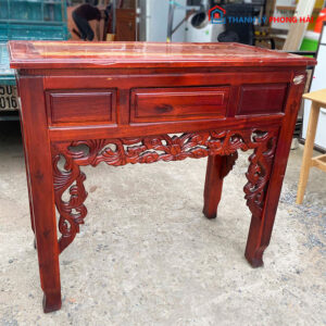 Bàn Thờ Gỗ Tự Nhiên 1m07 Màu Vân Đỏ