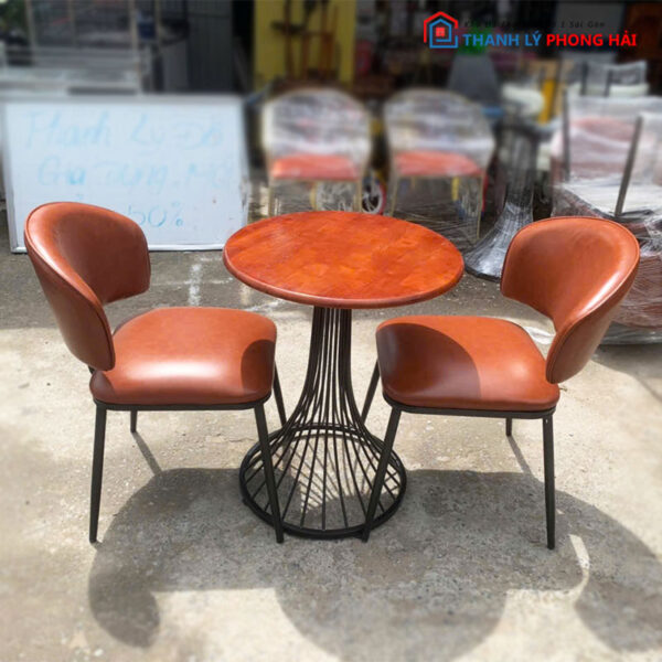 Thanh Lý Bộ Bàn Ghế Cafe Da Nâu Mới 99%