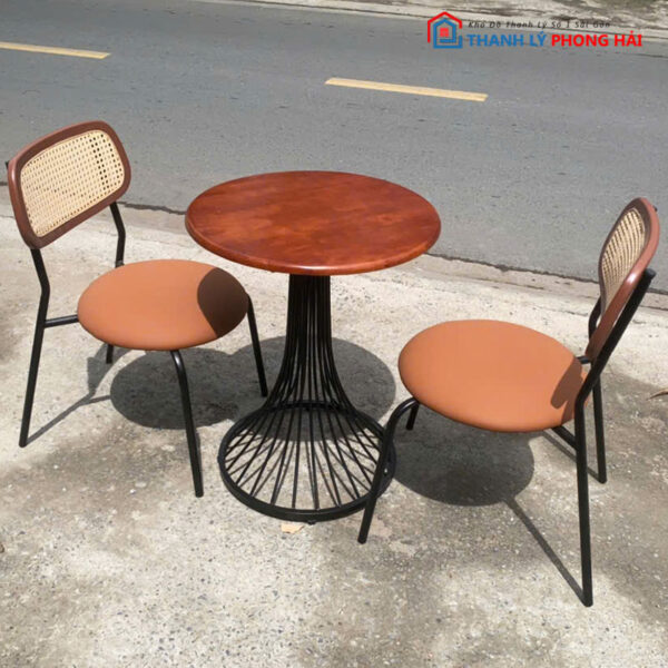 Thanh Lý Bộ Bàn Ghế Cafe Nâu Mới 99%