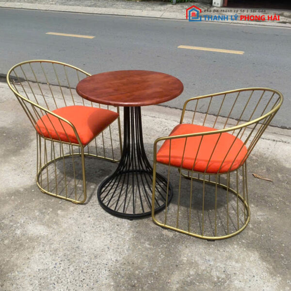 Thanh Lý Bộ Bàn Ghế Cafe Sang Trọng Mới 99%