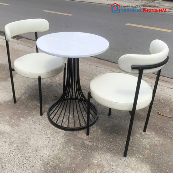 Thanh Lý Bộ Bàn Ghế Cafe Trắng Khung Sắt Mới 99%