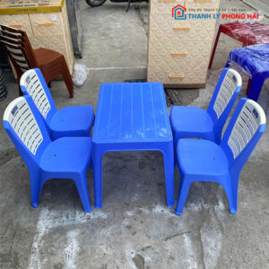 Thanh Lý Bộ Bàn Ghế Nhựa Qui Phúc Xanh 64cm Mới 99%