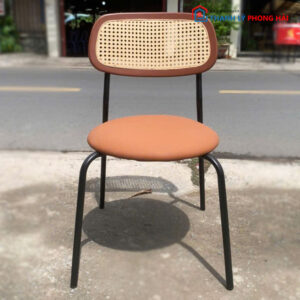Ghế Cafe Lưng Mây Đệm Simily Nâu Mới 99%