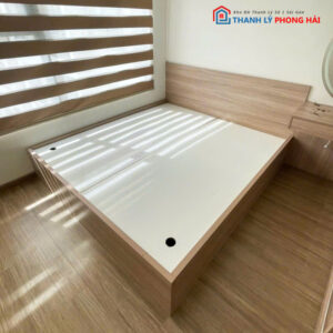 Giường Ngủ MDF 1m8 Cũ Thiết Kế Đơn Giản
