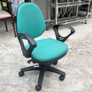 Ghế Xoay Nhỏ Đệm Nỉ Đỏ Chân Nhựa Cũ (Nhiều Màu)