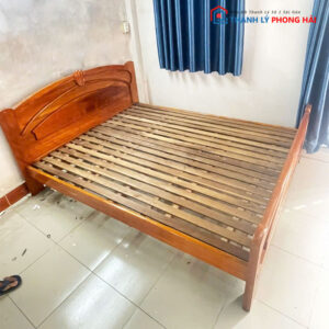 Giường Gỗ Tự Nhiên 1m8 Sang Trọng Cũ