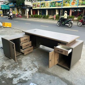 Bàn Giám Đốc Góc L 1m8 Tích Hợp Tủ Hồ Sơ Cũ