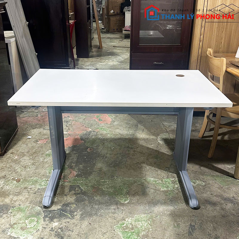 ban-lam-viec-1m2-mat-go-trang-cu-2 Bàn Làm Việc 1m2 Mặt Gỗ Trắng Cũ