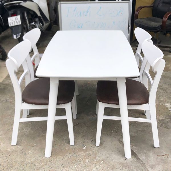 Bộ Bàn Ăn Mango Màu Trắng 1m2 Kèm 4 Ghế Cũ