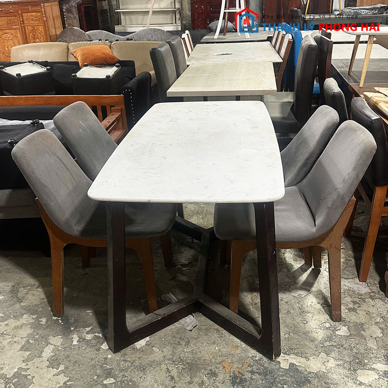 bo-ban-an-mat-da-1m4-kem-4-ghe-mau-xam-cu-1 Bộ Bàn Ăn Mặt Đá 1m4 Kèm 4 Ghế Màu Xám Cũ