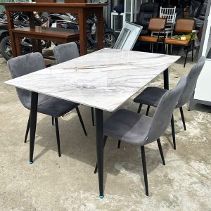 Bộ Bàn Ăn Mặt Đá 1m5 Cũ Kèm Ghế Nhung