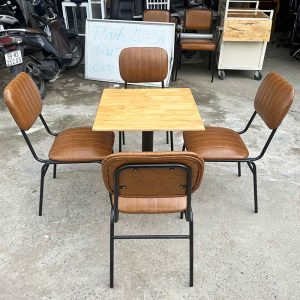 Bộ Bàn Ghế Cafe Bàn Vuông Kèm Ghế Da Mới 99%