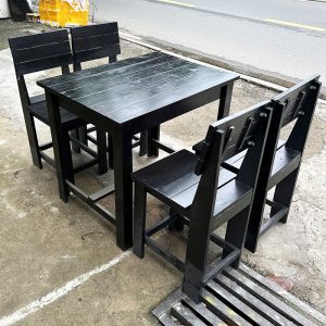 bo-ban-ghe-cafe-coc-mau-den-moi