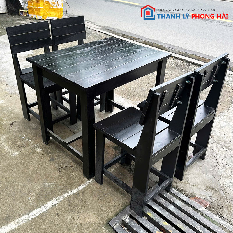 bo-ban-ghe-cafe-coc-mau-den-moi-2 Thanh Lý Bộ Bàn Ghế Cafe Cóc Màu Đen Mới 99%