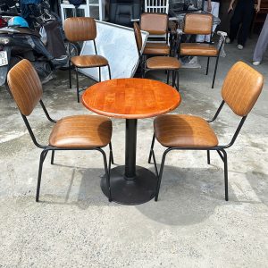 Bộ Bàn Ghế Cafe Tròn Ghé Bọc Da Nâu Mới 99%