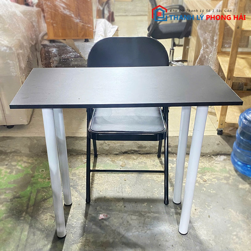 bo-ban-hoc-mini-80cm-chan-tru-tron-2 Bộ Bàn Học Mini 80cm Chân Trụ Tròn Kèm Ghế Xếp Đen Cũ