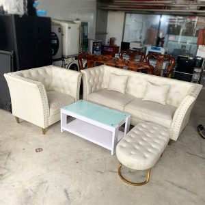 Bộ Sofa Da Màu Trắng 2m75 Kiểu Đính Nút