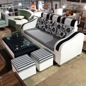 Bộ Sofa Da Sọc Trắng – Đen 1m8 3 Chỗ Ngồi Mới 99%