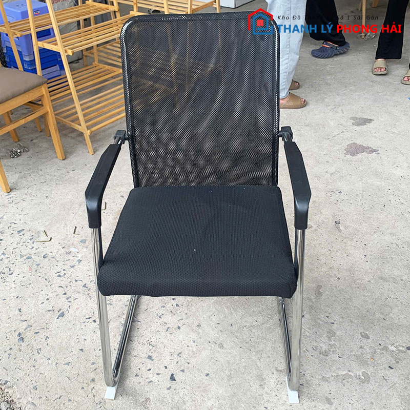 ghe-chan-quy-lung-luoi-vuong-cu-1-1 Ghế Chân Quỳ Lưng Lưới Vuông Cũ