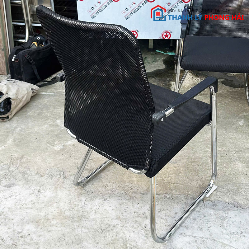 ghe-chan-quy-lung-luoi-vuong-cu-2 Ghế Chân Quỳ Lưng Lưới Vuông Cũ