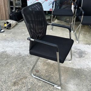 Ghế Chân Quỳ Lưng Lưới Vuông Cũ