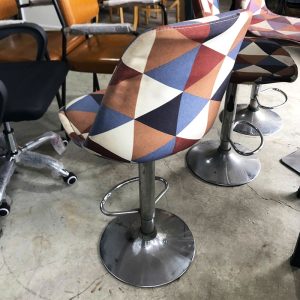 Ghế Eames Đệm Xoay Chân Cố Định Cũ