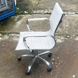 Ghế Xoay Da Trắng Cũ Cho Văn Phòng