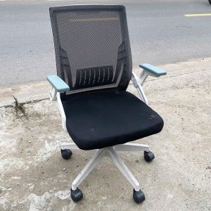 Ghế Xoay Tay Gập Lưng Lưới Cũ