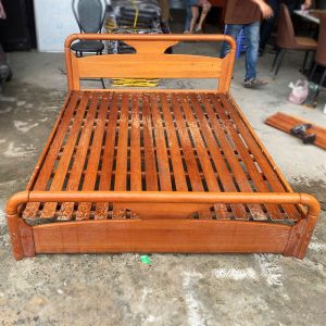 Giường Gỗ 1m6 Thiết Kế Độc Đáo Cũ