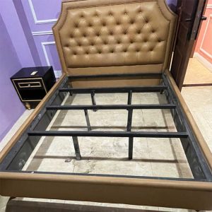 Giường Ngủ 1m6 Bọc Da Nâu Cũ