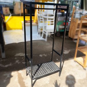 Kệ Treo Đồ Bằng Sắt Màu Đen 60cm Cũ