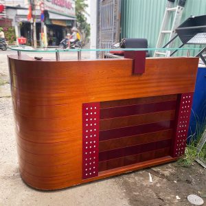 Quầy Lễ Tân Gỗ 1m6 Cũ Rộng Rãi