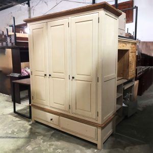 Tủ Gỗ 3 Cánh 1m5 Kèm Hộc Kéo Cũ